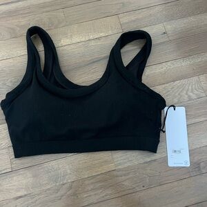 NWT 100% Authentic ALO Yoga Black Wellness Bra Size Large